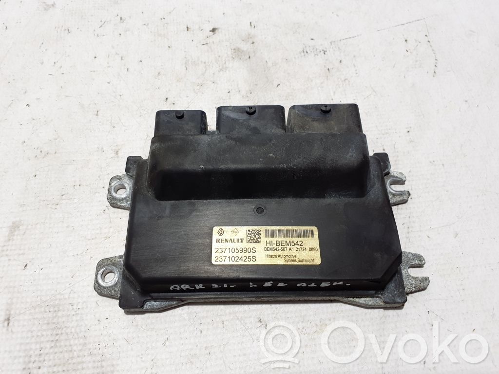 Renault Arkana Engine control unit/module 