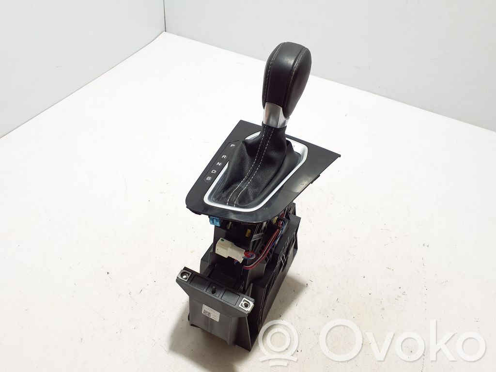 Renault Arkana Pavarų perjungimo mechanizmas (kulisa) 