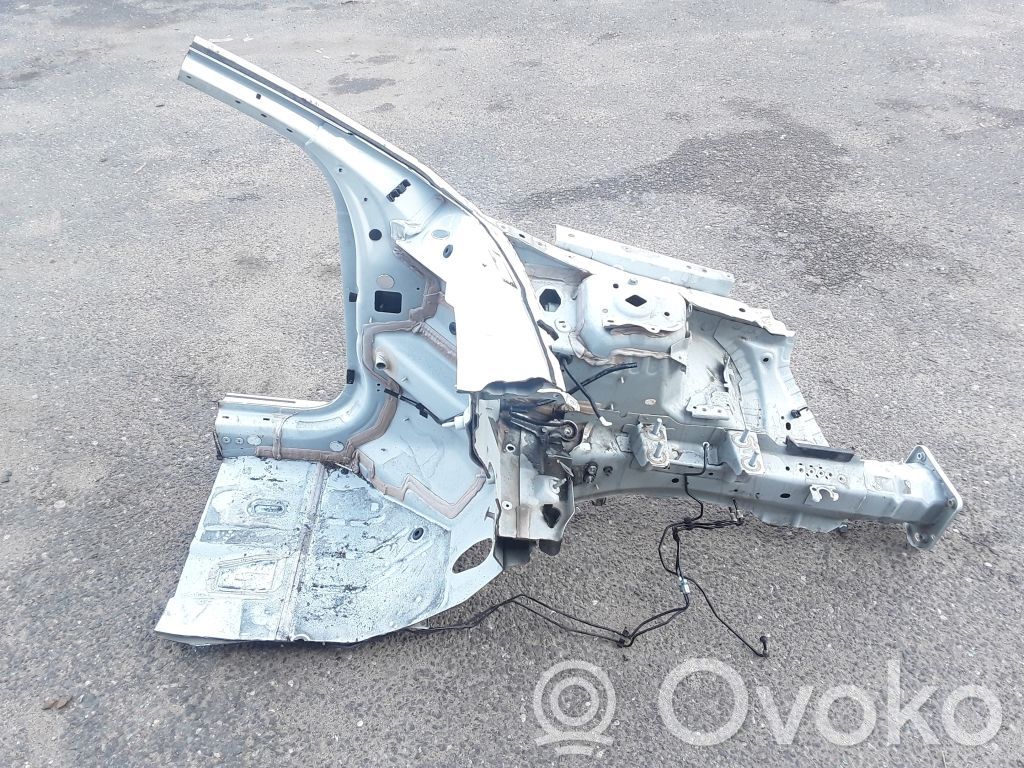 Volvo XC60 Panel lateral delantero 