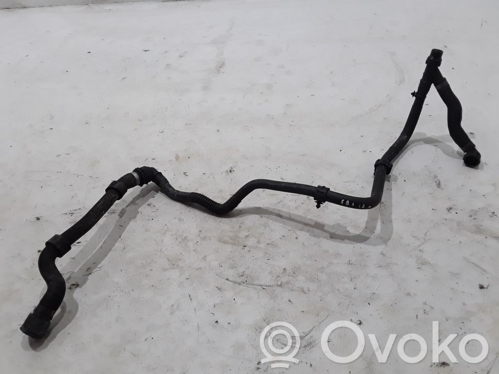 Mercedes-Benz EQS V297 Conductă/furtun lichid de răcire motor 