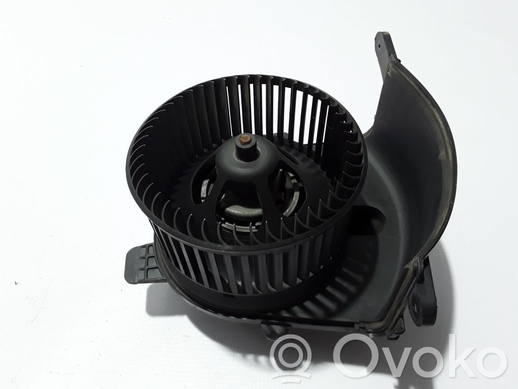 Renault Scenic II - Grand scenic II Actuator/motor clapetă debit aer A/C