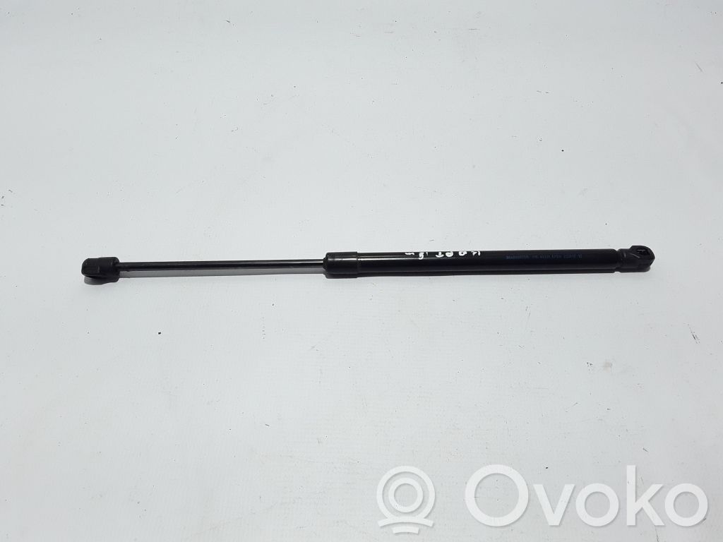 Renault Captur Tailgate strut 