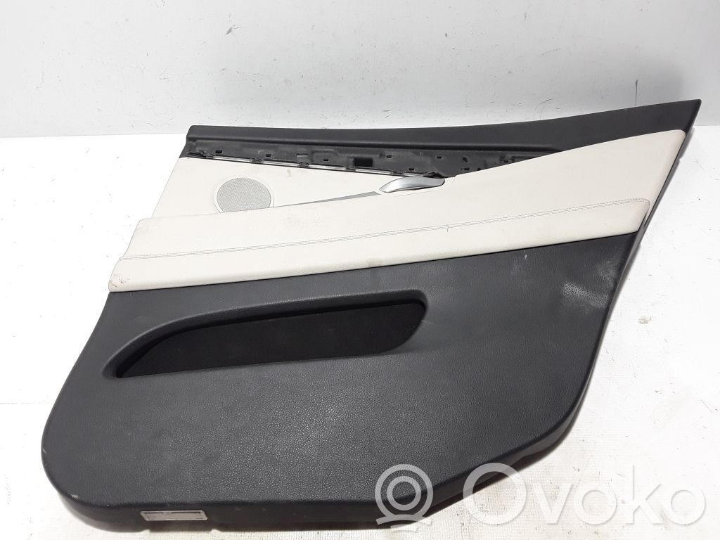 BMW 5 GT F07 Takaoven verhoilu 