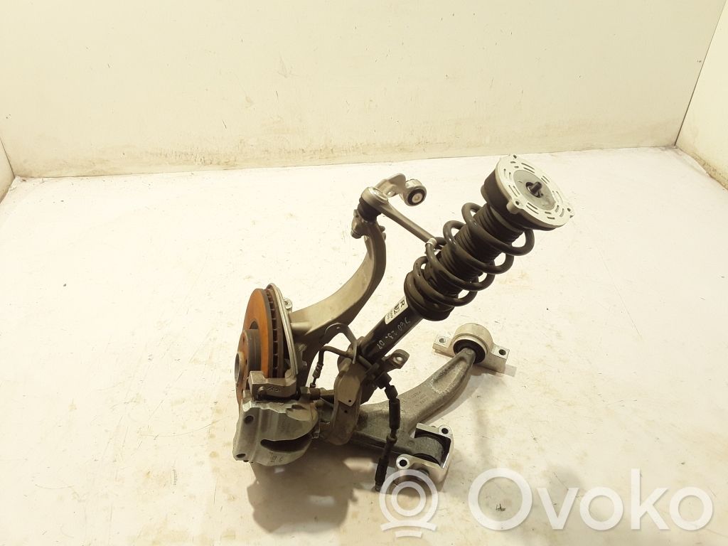 Volvo S60 Cubo de rueda delantera 