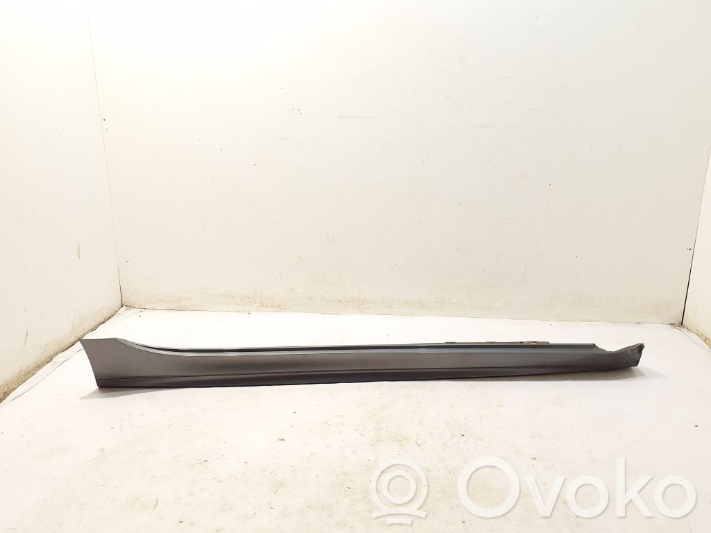 BMW 1 F40 Sill 