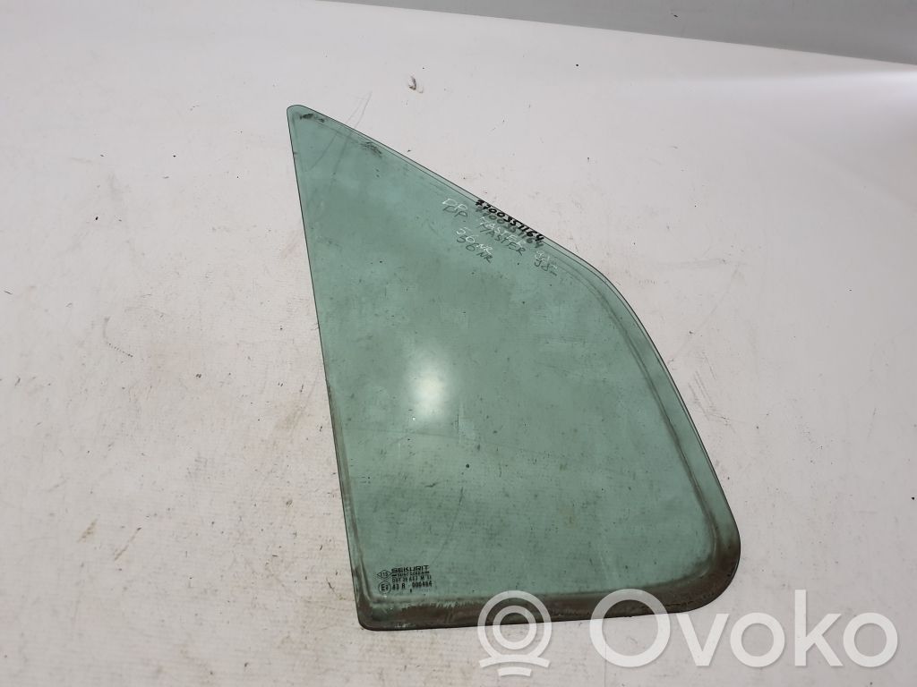 Renault Master II Geam ventilare ușă față patru uși 