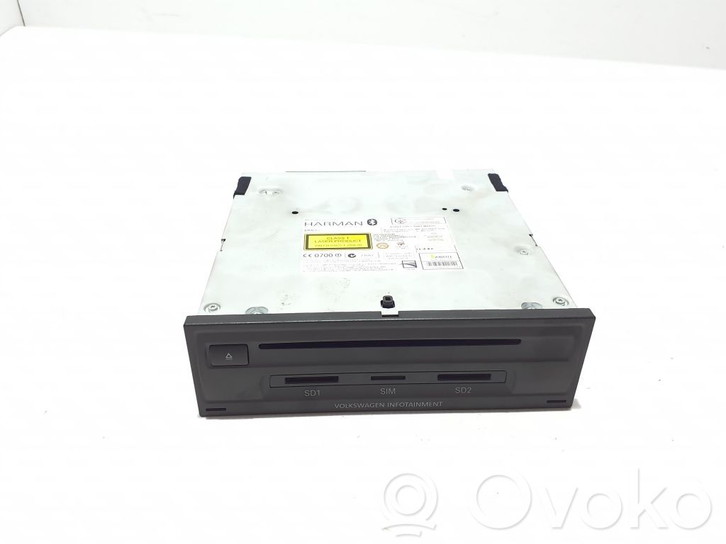 Volkswagen Touareg II Panel / Radioodtwarzacz CD/DVD/GPS 
