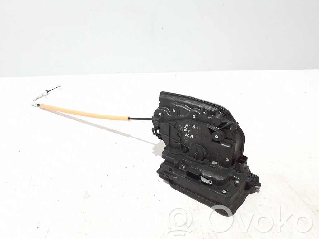 BMW 5 G30 G31 G38 Zamek drzwi przednich 