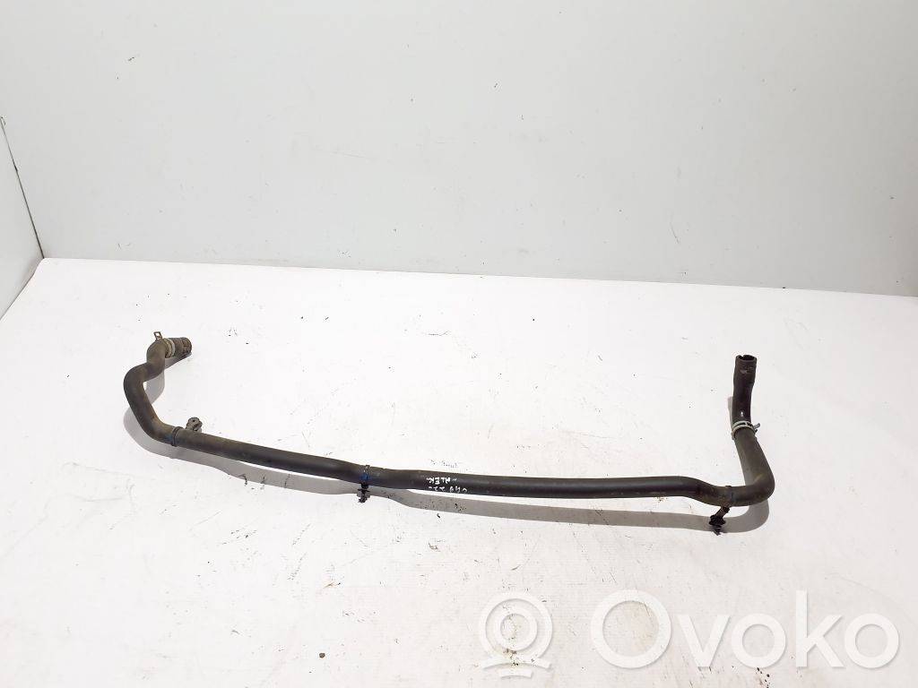 Volvo C40 Przewód / Wąż chłodnicy 