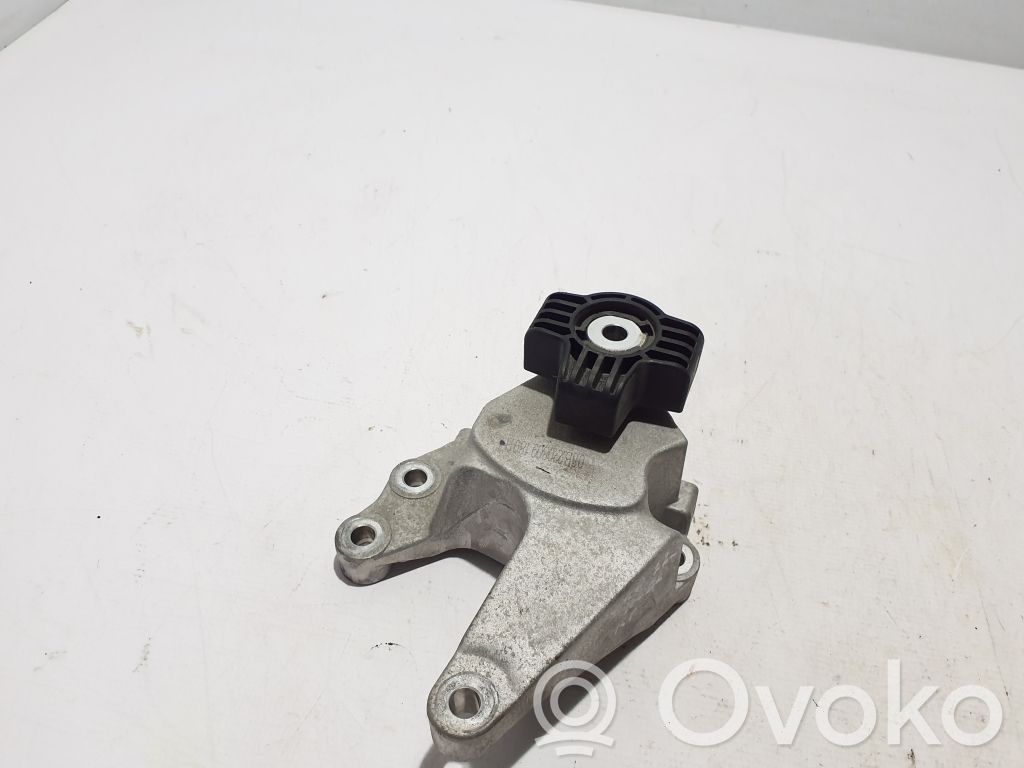 Engine mount bracket   32380056