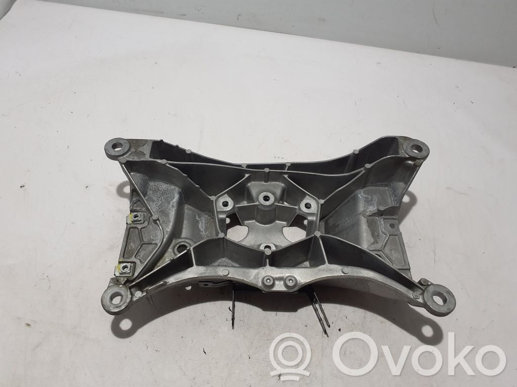 Gearbox mounting bracket   8B3399262D