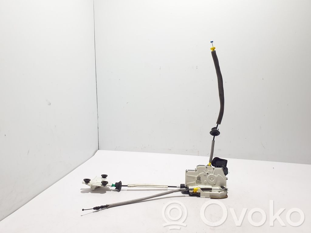 Audi Q8 Takaoven lukko 