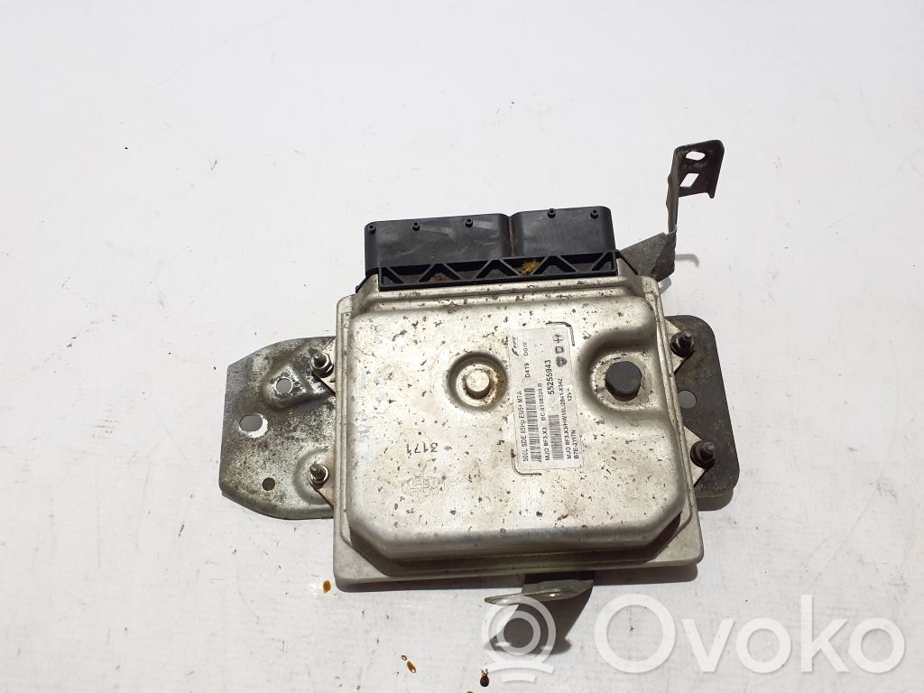 Fiat 500L Engine control unit/module 