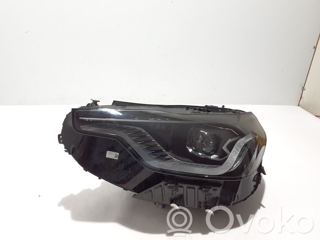 BMW 2 G42 Scheinwerfer 