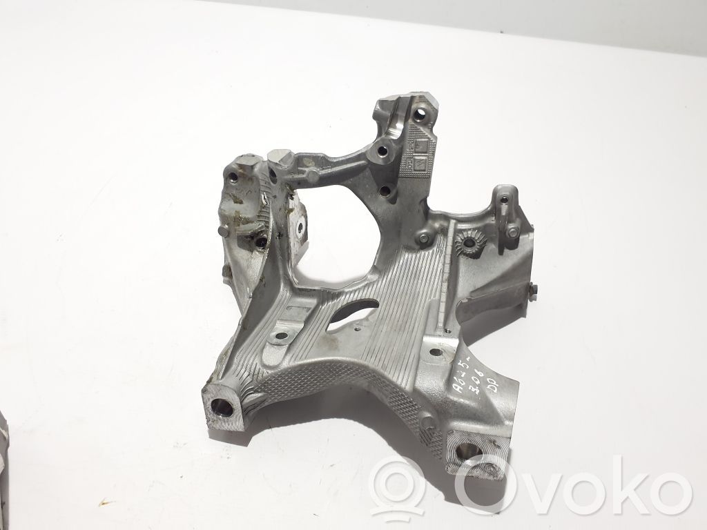 Audi A6 S6 C9 4L Engine mounting bracket 