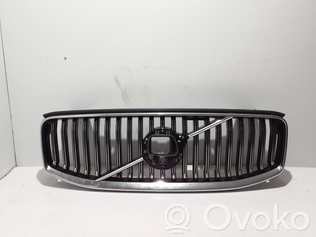 Volvo XC60 Etusäleikkö 