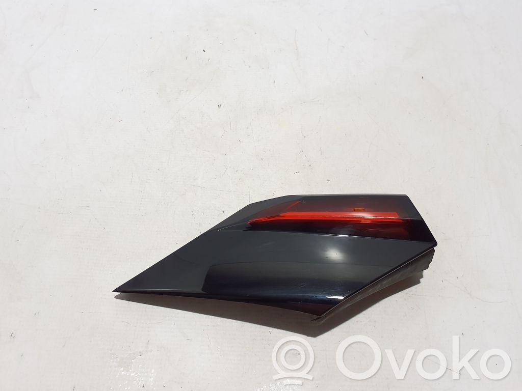 Citroen C4 III e-C4 Rear tail light reflector 