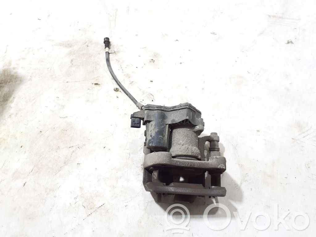 Volvo EX30 Takajarrusatula 