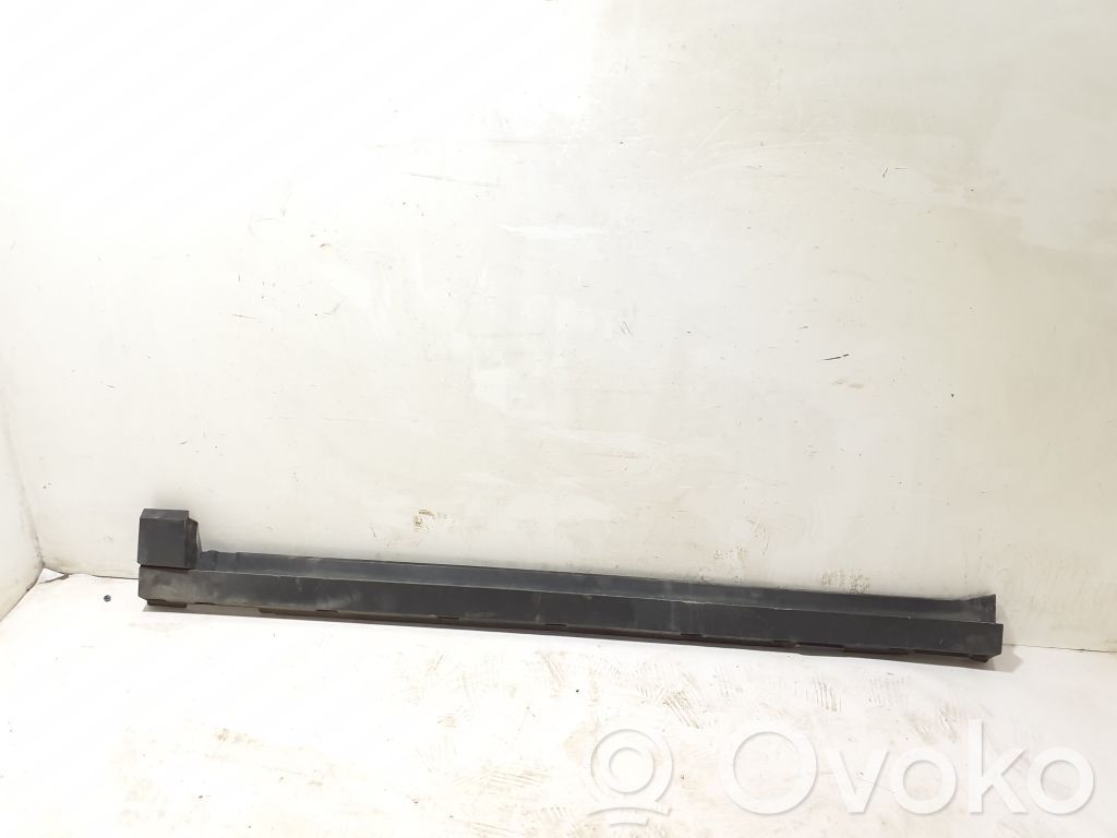 Volvo EX30 Kynnys 