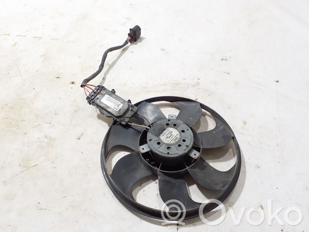 Audi A5 8T 8F Radiator cooling fan shroud 