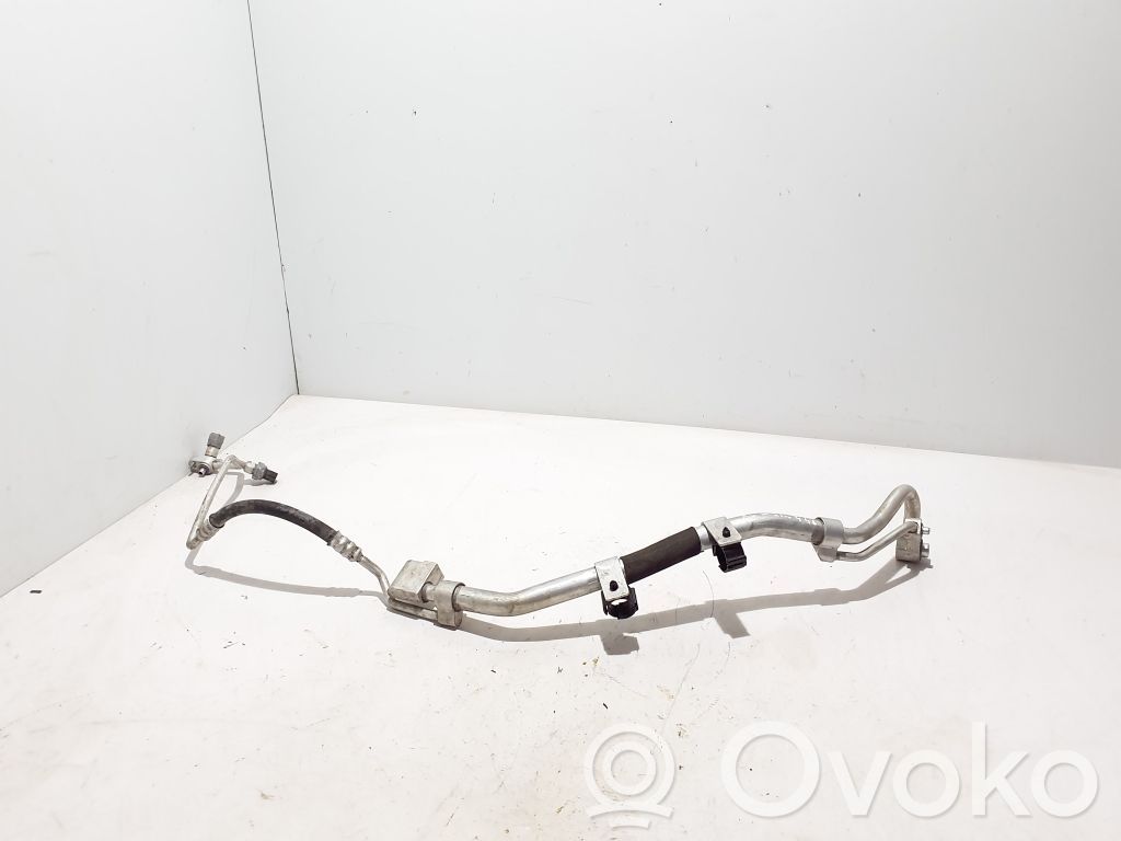 BMW X6 G06 Ilmastointilaitteen putki (A/C) 