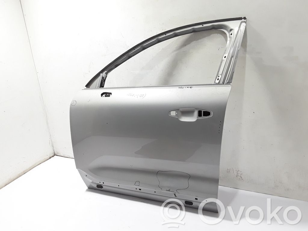Volvo C40 Puerta delantera 