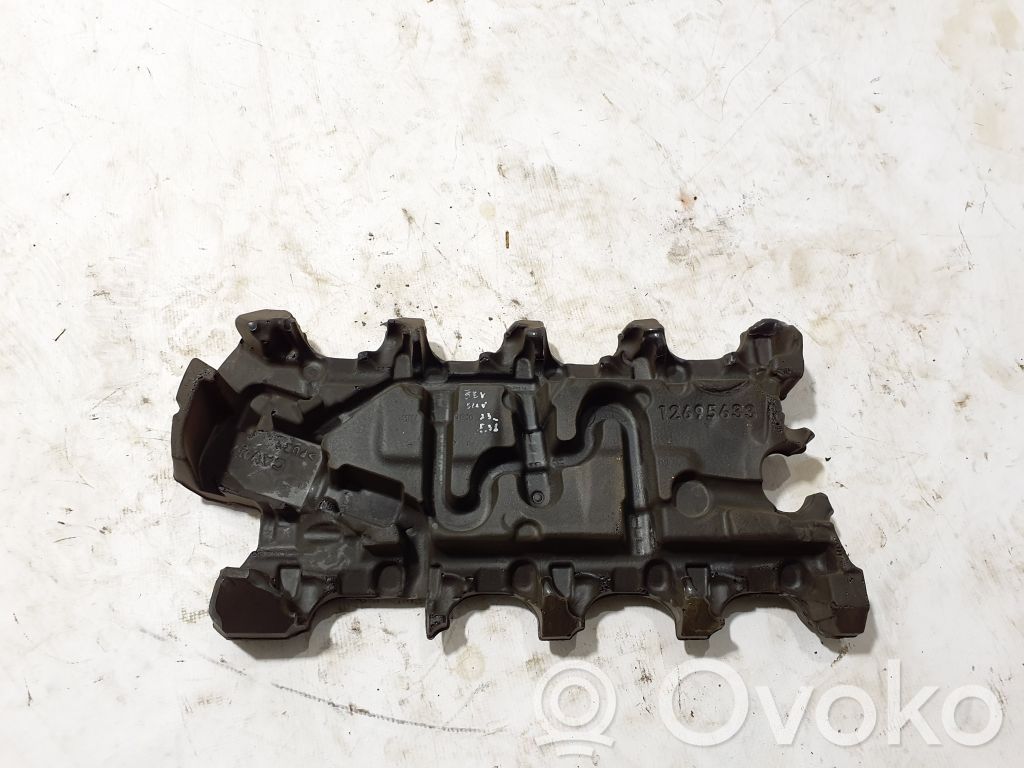 Chevrolet Silverado Alte piese compartiment motor