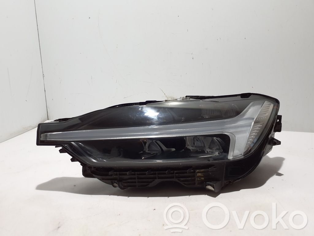 Volvo XC60 Scheinwerfer 