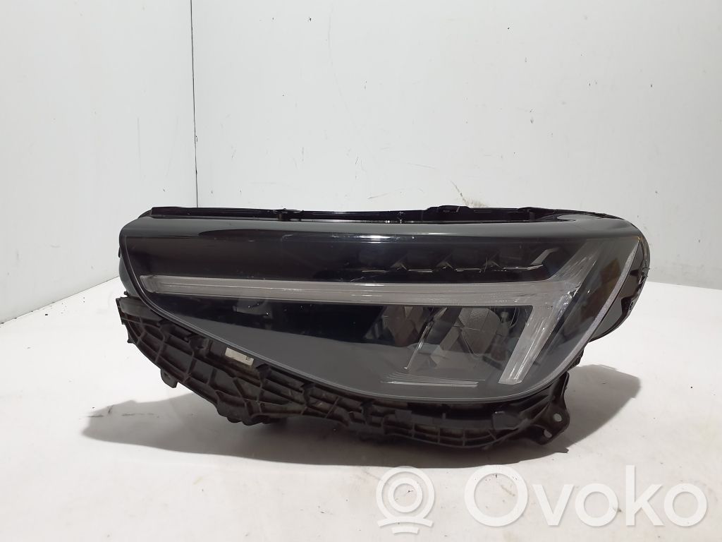 Volvo XC40 Phare frontale 