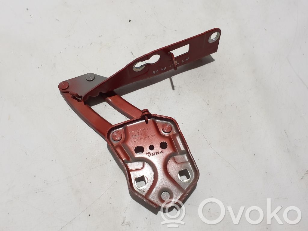 Volvo XC40 Konepellin saranat 