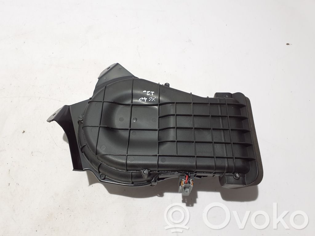 Volvo XC40 Altavoz de la puerta delantera 