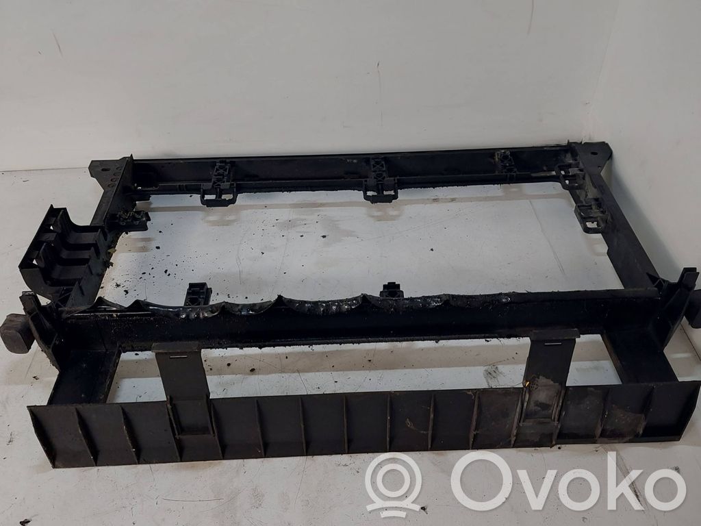 Radiator mount bracket   171122473569