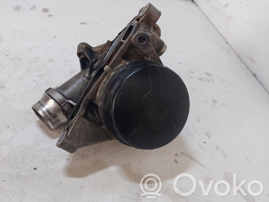 BMW 3 F30 F35 F31 Oil filter mounting bracket 