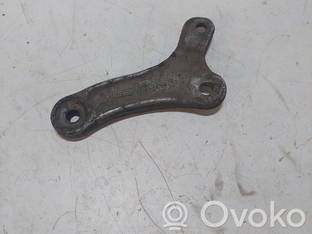 BMW 5 E60 E61 Sway bar bush bracket, front 