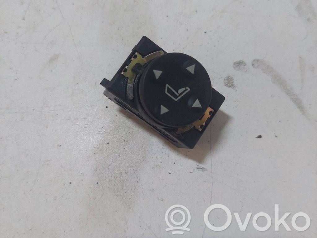 BMW 5 E39 Seat control switch 