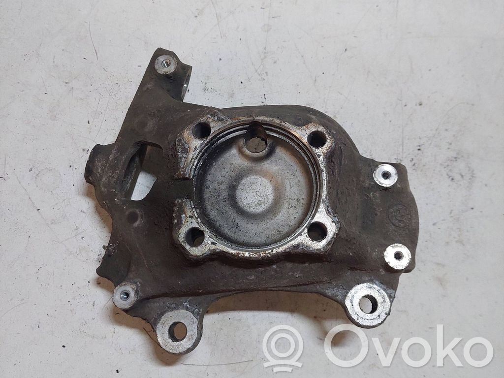 Front wheel hub   6760953,31216760953