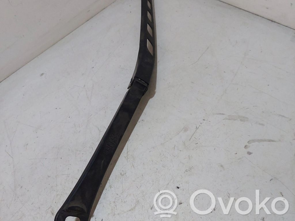 BMW 5 E60 E61 Front wiper blade arm 