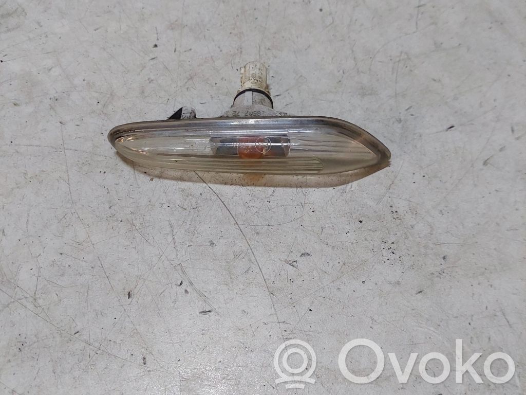 BMW 5 E60 E61 Front fender indicator light 