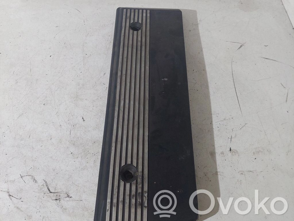 BMW 7 E38 Engine cover (trim) 