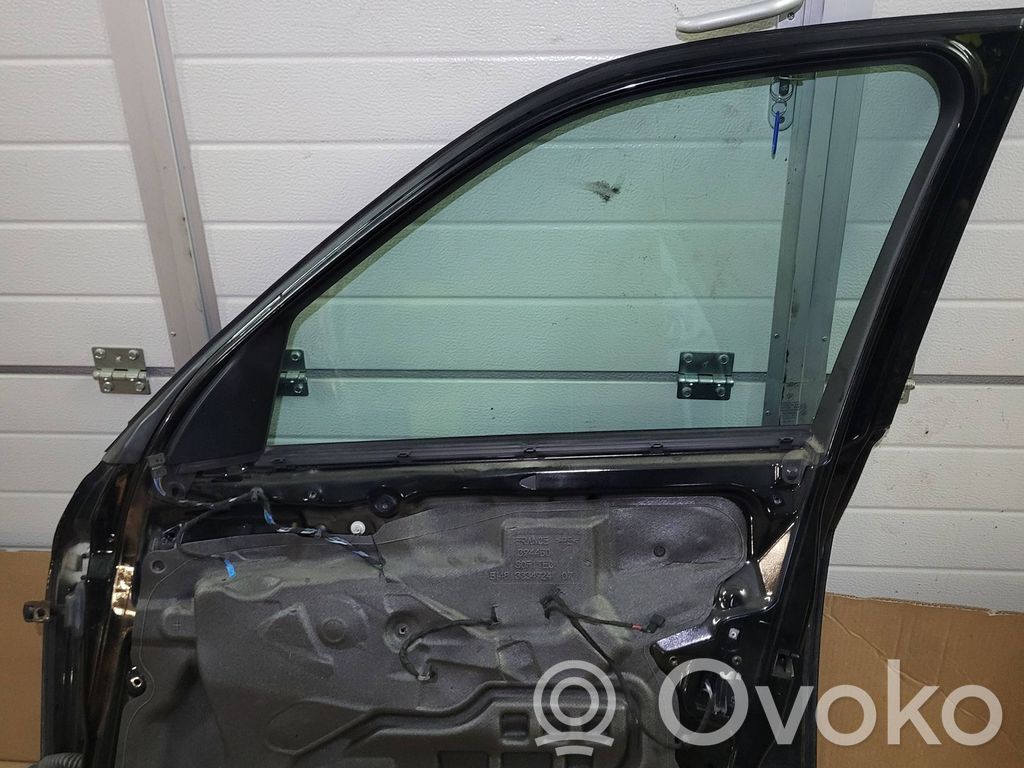 BMW X3 E83 Priekinės durys 