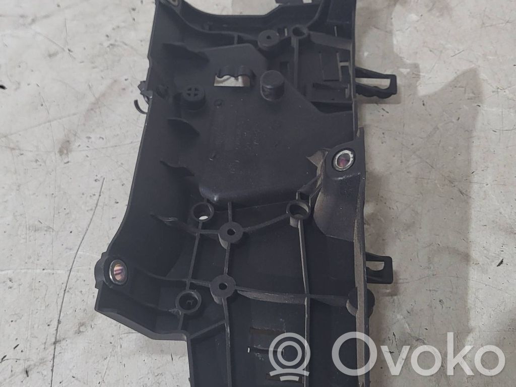 BMW 3 E90 E91 Other engine bay part 