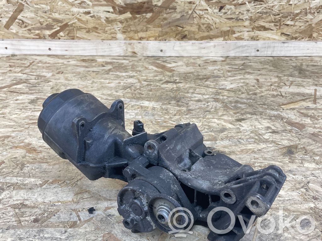 BMW 5 E60 E61 Oil filter mounting bracket 