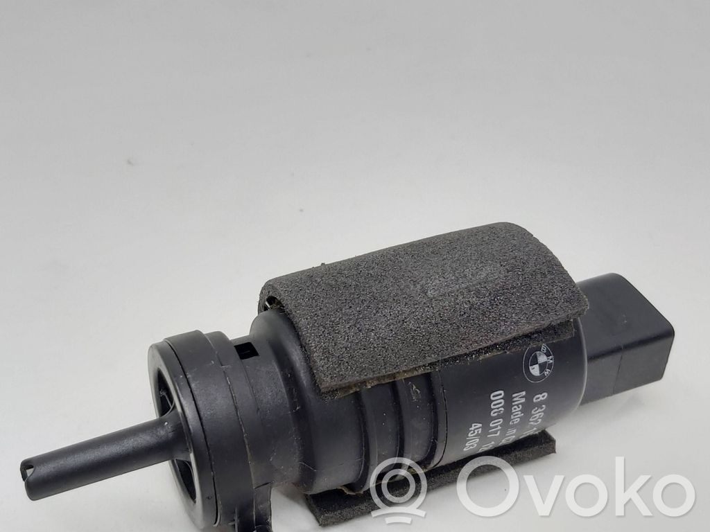 BMW 3 E46 Windscreen/windshield washer pump 