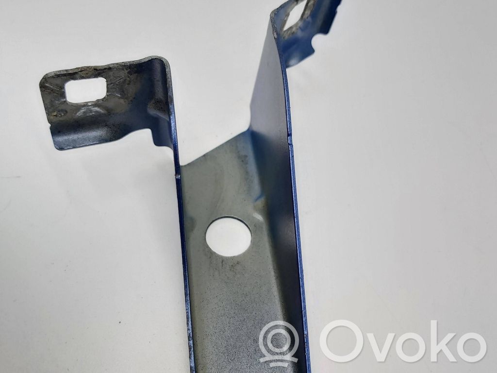 BMW 3 GT F34 Fender mounting bracket 
