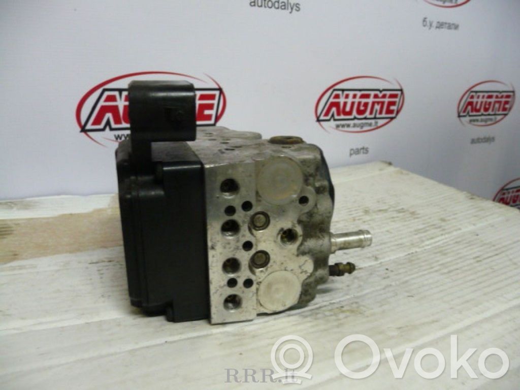 Lexus IS 200-300 Bomba de ABS 