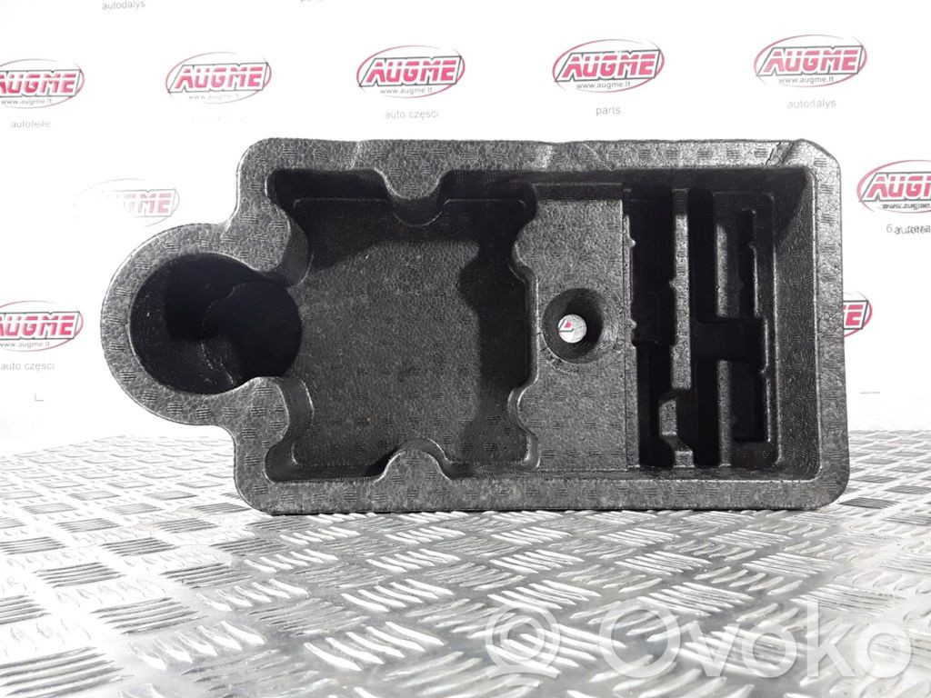 Opel Insignia A Other trunk/boot trim element 