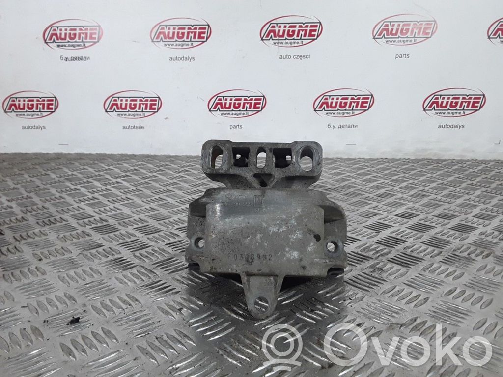 Audi A3 S3 8L Engine mount bracket 
