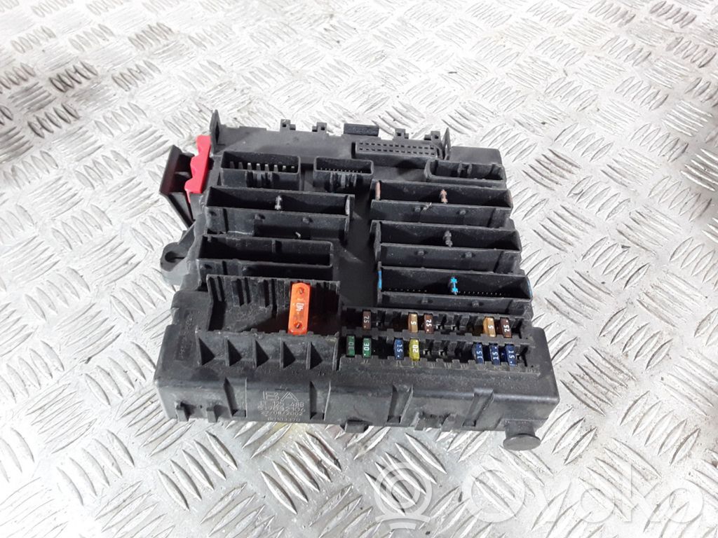 Opel Vectra C Fuse module 