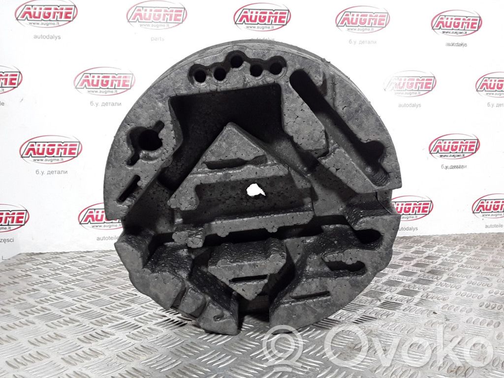 Opel Vectra C Spare wheel section trim 