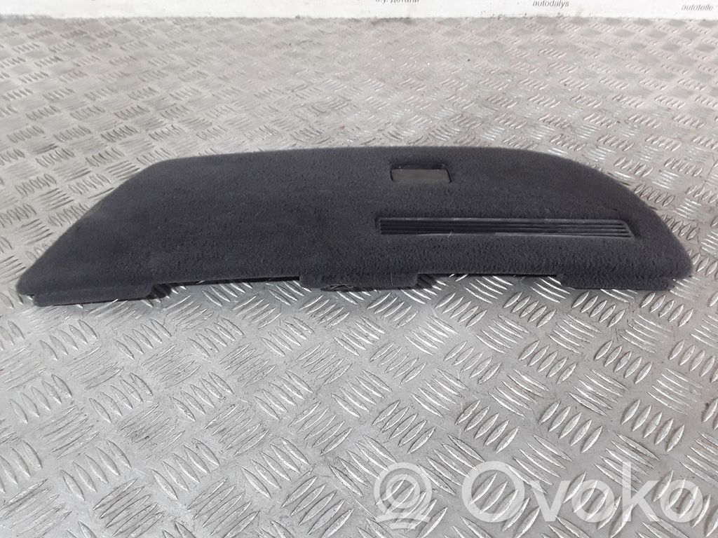 Audi A3 S3 8L Verkleidung Kofferraumabdeckung 